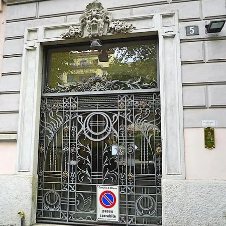 Appartement Cimarosa C.so Vercelli Milaan