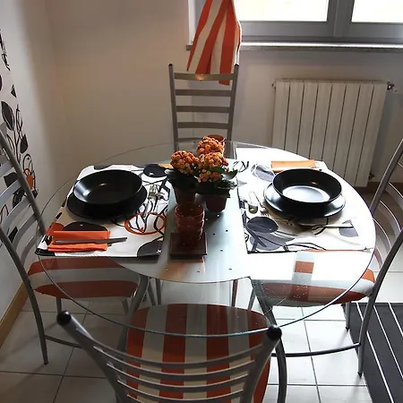 Apartment Cimarosa C.so Vercelli Milan
