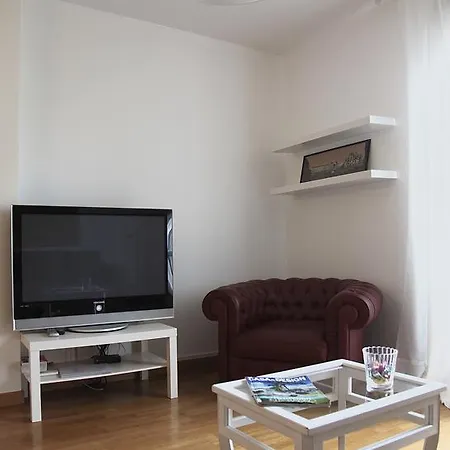 Apartment Cimarosa C.so Vercelli *