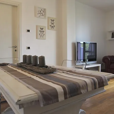 Apartment Cimarosa C.so Vercelli