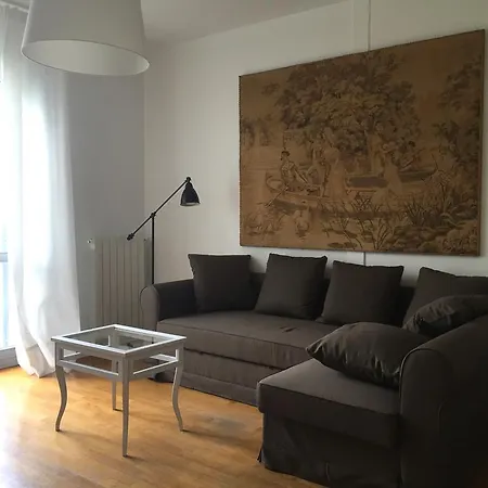 Apartment Cimarosa C.so Vercelli Milan